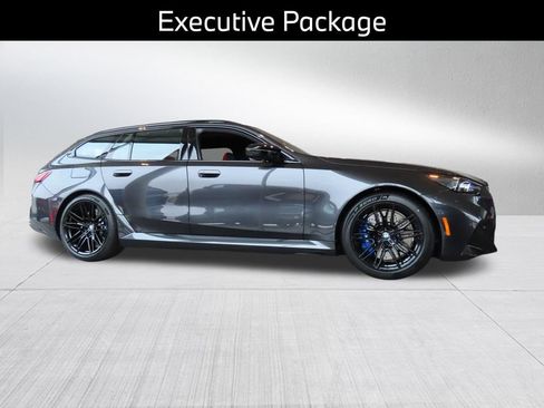 New 2026 BMW M5 Touring AWD/4WD image 8