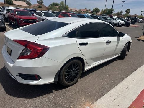 Used 2020 Honda Civic LX image 4