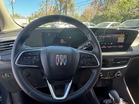 Used 2025 Buick Encore GX Preferred image 24