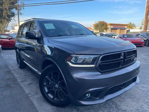 Used 2017 Dodge Durango R/T w/ Technology Group image 3