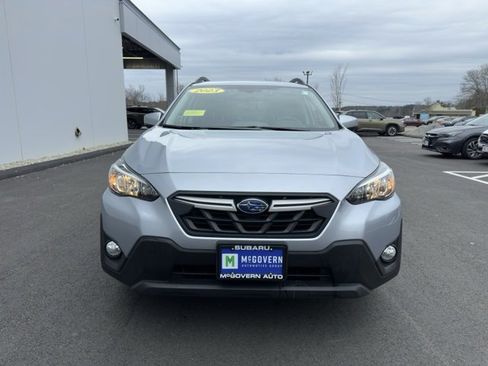 Used 2023 Subaru Crosstrek 2.0i Premium image 2