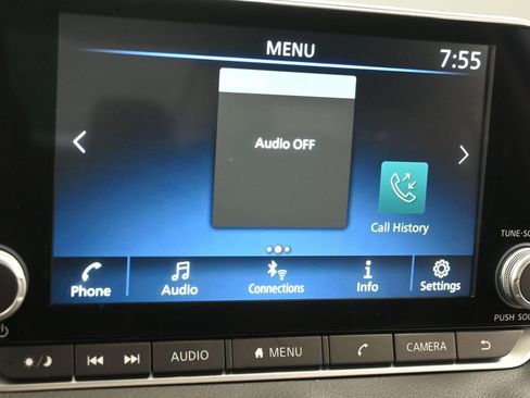 Certified 2025 Nissan Sentra SV image 9