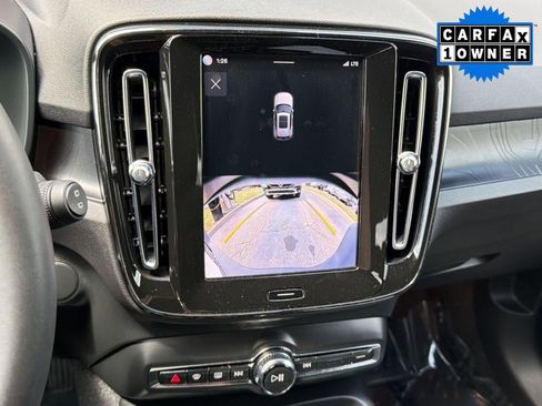 Used 2024 Volvo XC40 Recharge Core AWD/4WD image 23
