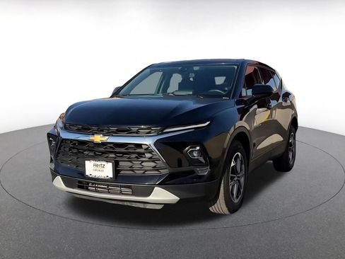 Used 2025 Chevrolet Blazer LT FWD image 7