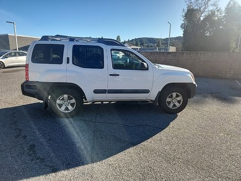 Used 2011 Nissan Xterra S w/ 4X4 Value Package image 6