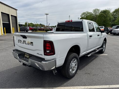 New 2026 RAM 2500 Tradesman AWD/4WD image 5