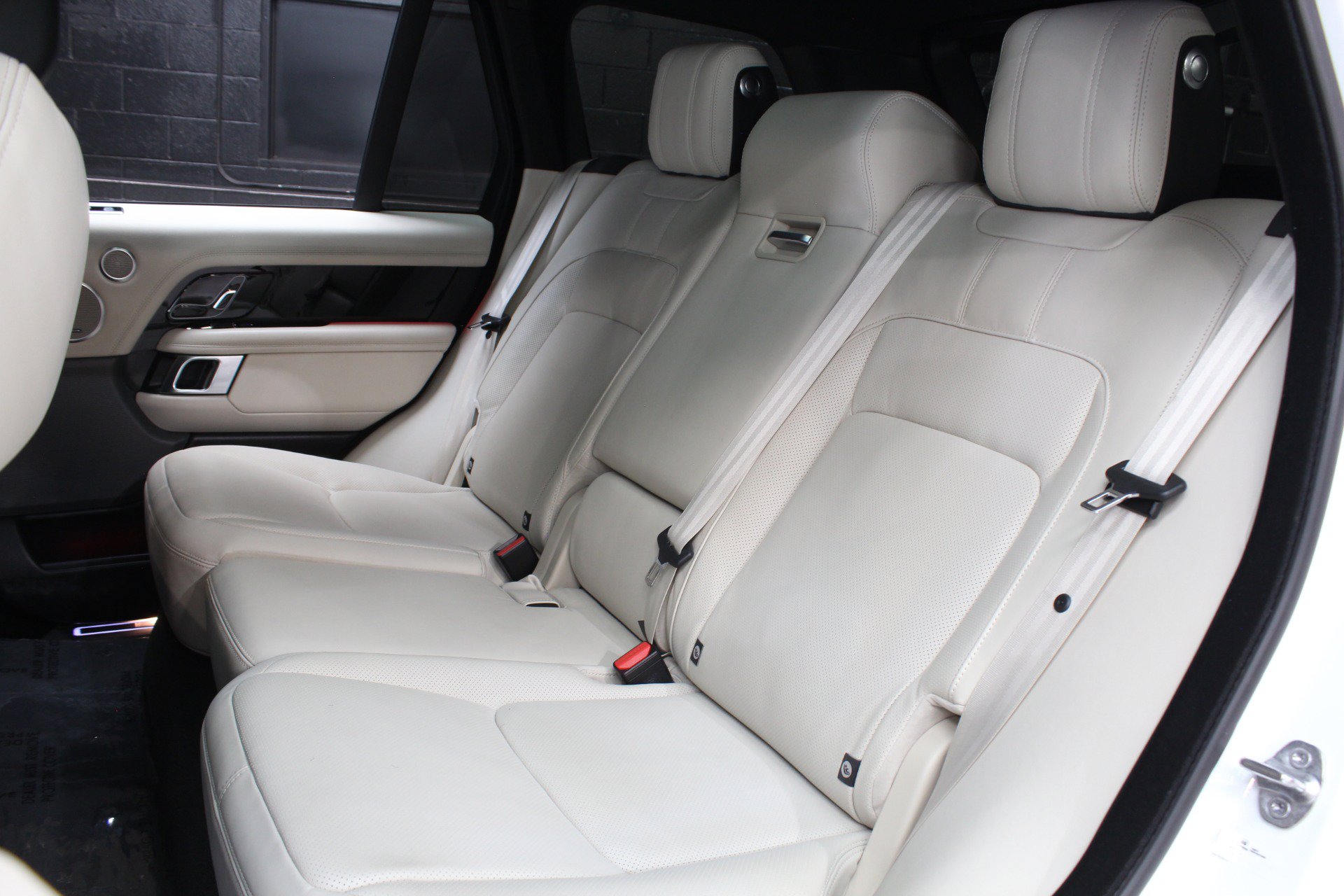 Used 2022 Land Rover Range Rover P525 Westminster Edition AWD/4WD image 39