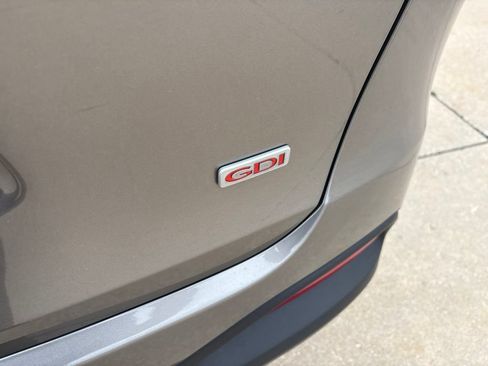Used 2016 Kia Sorento AWD image 23