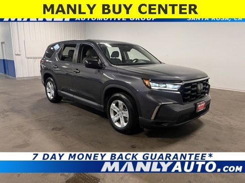 Used 2023 Honda Pilot LX image 1