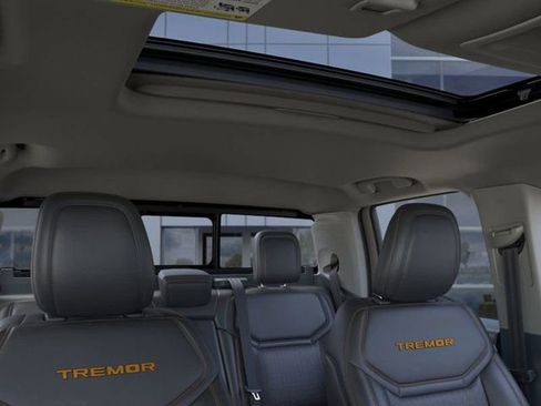 New 2025 Ford Maverick Tremor AWD/4WD image 12