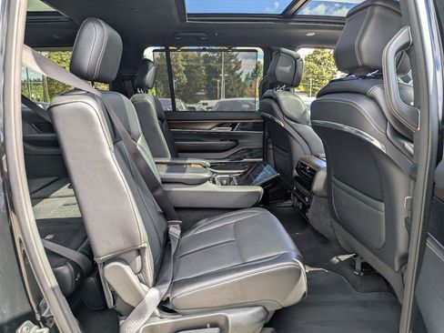 Used 2024 Jeep Grand Wagoneer L 4WD image 47