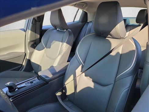 Used 2024 Toyota Prius Limited w/ Limited Premium Package image 13