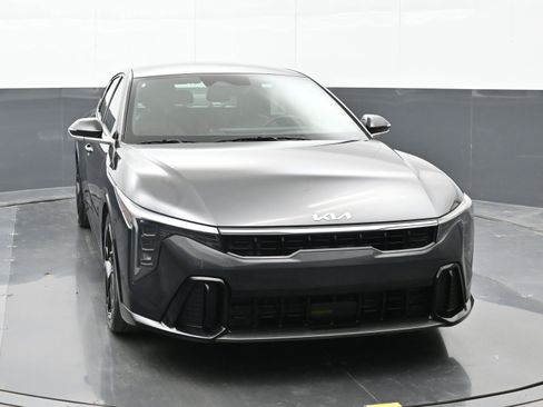 Used 2025 Kia K4 GT-Line w/ GT-Line Premium Package FWD image 7