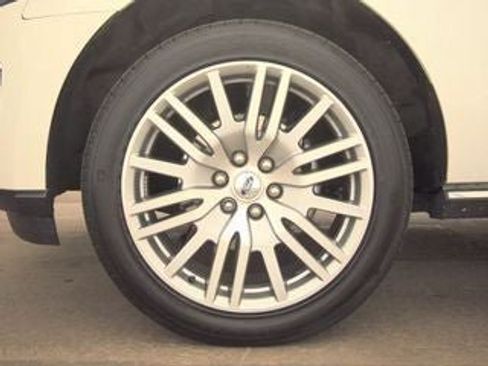 Used 2024 Ford Expedition Limited AWD/4WD image 15