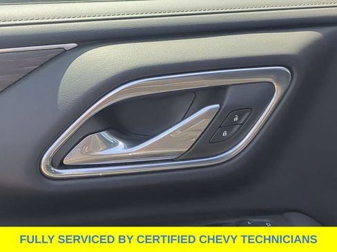 Used 2024 Chevrolet Suburban LT AWD/4WD image 20