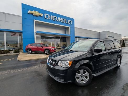 Used 2013 Dodge Grand Caravan SE image 26