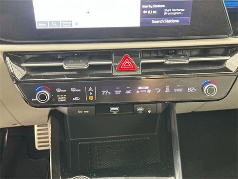 Used 2023 Kia Niro Wave w/ Wave Preserve Package image 15