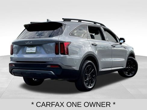 Used 2023 Kia Sorento S w/ Panoramic Sunroof Package AWD/4WD image 5