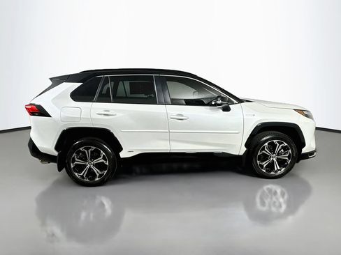 Used 2024 Toyota RAV4 XSE w/ Weather Package AWD/4WD image 7