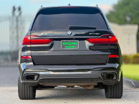 Used 2022 BMW X7 xDrive40i w/ M Sport Package AWD/4WD image 10