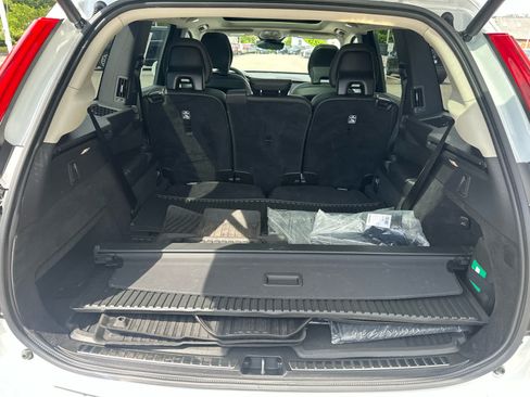 Used 2025 Volvo XC90 B5 Core w/ Protection Package Premier AWD/4WD image 34