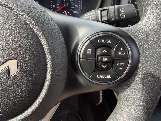 Certified 2022 Kia Soul LX FWD image 27