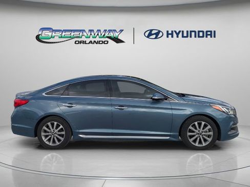 Used 2016 Hyundai Sonata Limited w/ Option Group 05 FWD image 9