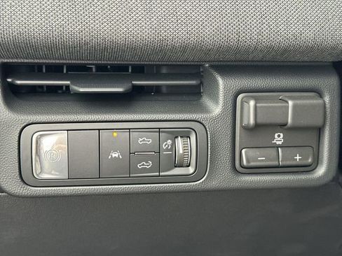 New 2026 GMC Sierra EV Elevation image 17