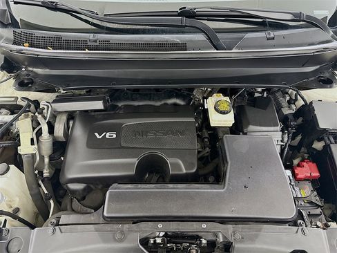 Used 2019 Nissan Pathfinder SL image 32