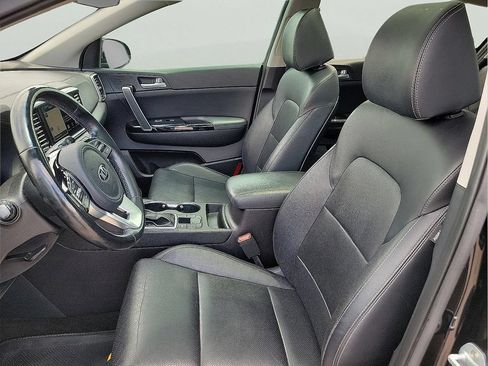 Used 2020 Kia Sportage EX w/ EX Technology Package FWD image 14