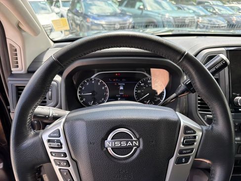 Certified 2024 Nissan Titan SV w/ SV Convenience Package RWD image 21