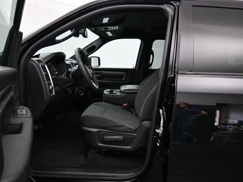 Used 2022 RAM 1500 Classic Warlock w/ Electronics Group AWD/4WD image 19