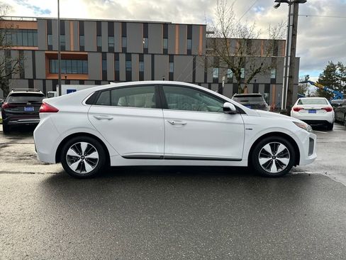 Used 2019 Hyundai Ioniq Limited w/ Ultimate Package 02 image 7