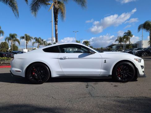 Used 2022 Ford Mustang Shelby GT500 w/ Handling Package image 11