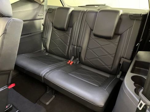 Used 2025 Volkswagen Atlas SE FWD image 47