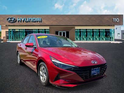 Used 2023 Hyundai Elantra SE