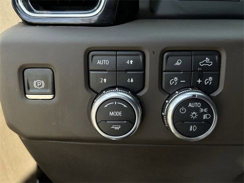 Used 2023 GMC Sierra 1500 Denali image 25
