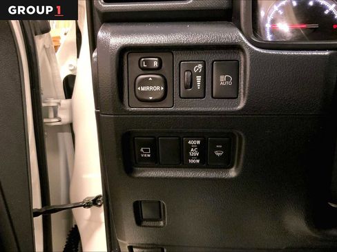 Used 2022 Toyota 4Runner Limited image 33