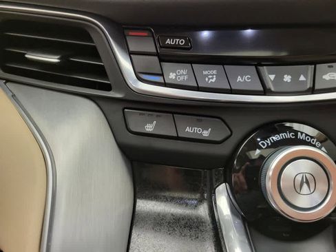 Used 2022 Acura TLX w/ Technology Package FWD image 9