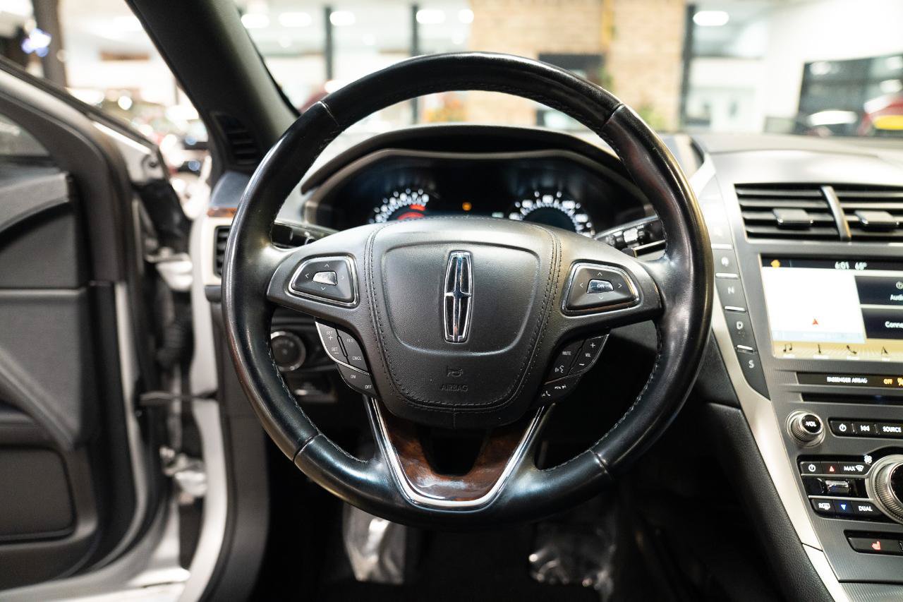 Used 2018 Lincoln MKZ Select w/ Select Plus Package FWD image 32