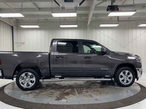 New 2026 RAM 1500 Big Horn AWD/4WD image 9
