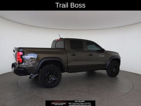 Used 2024 Chevrolet Colorado Trail Boss w/ Technology Package AWD/4WD image 20