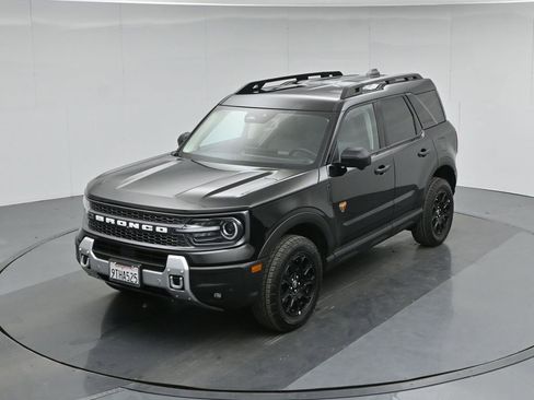 Certified 2025 Ford Bronco Sport Badlands image 40