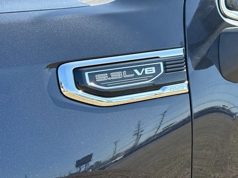 New 2026 GMC Sierra 1500 SLE image 9