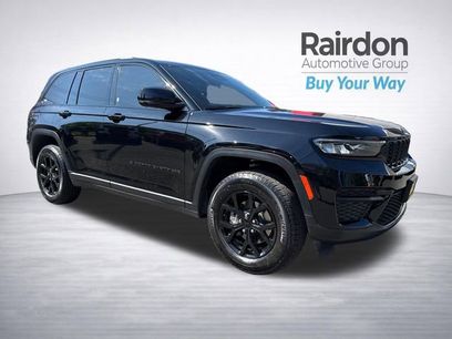 Used 2024 Jeep Grand Cherokee Altitude