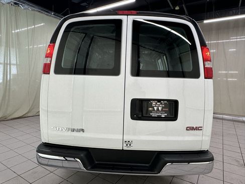 Used 2025 GMC Savana 2500 w/ Driver Convenience Package RWD image 5