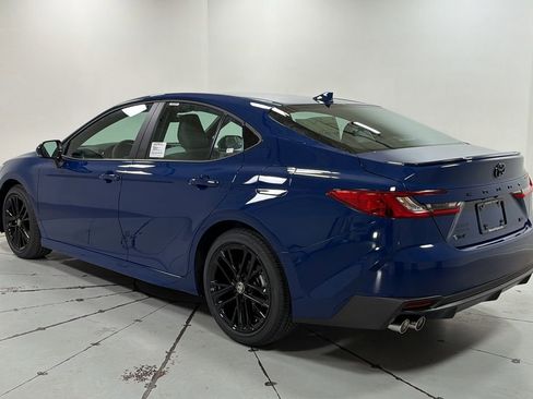 New 2026 Toyota Camry SE image 7