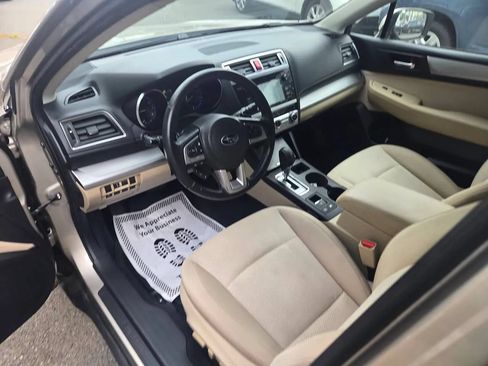 Used 2016 Subaru Outback 2.5i Premium AWD/4WD image 38