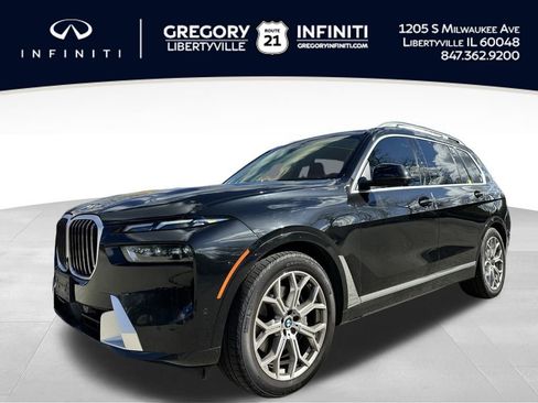 Used 2025 BMW X7 xDrive40i w/ Premium Package image 1