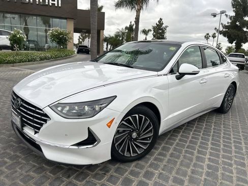 Certified 2023 Hyundai Sonata Limited FWD image 2